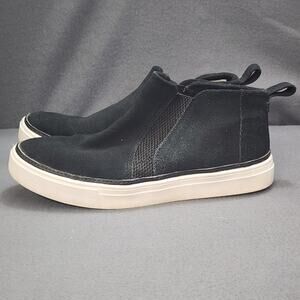 TOMS 8 Black Suede Chelsea Boot Casual Neutral